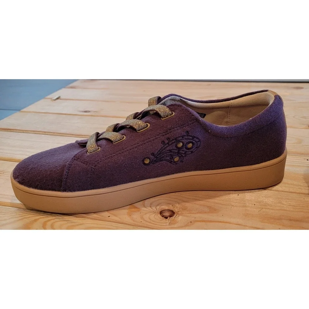 REVITALIGN Malibu Sparkle Sneakers Vintage Violet Purple 12 B Ortho Comfort Shoe